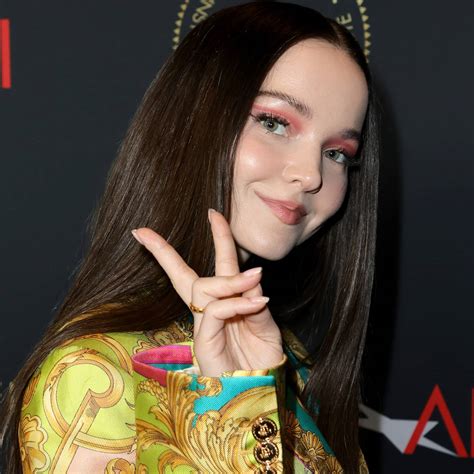 Dove Cameron’s Printed Versace Suit Is Straight From the Runway